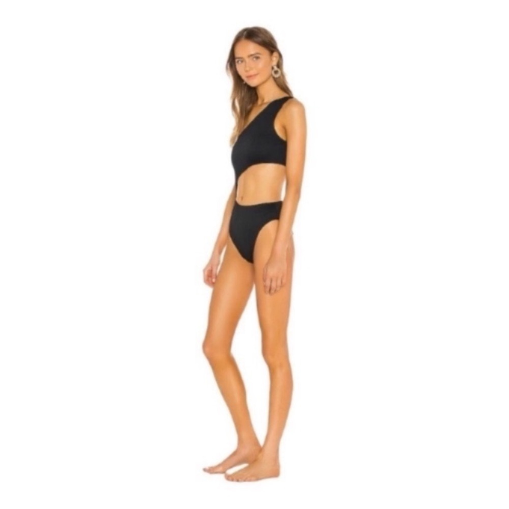 Beach Riot Black One-Shoulder One Piece - Picture 5 of 11